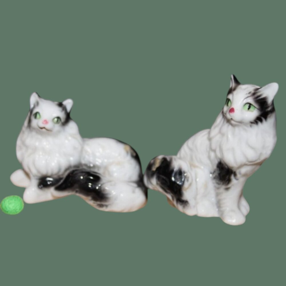 Bone China Cat Salt &amp; Pepper Shakers Persian Cats